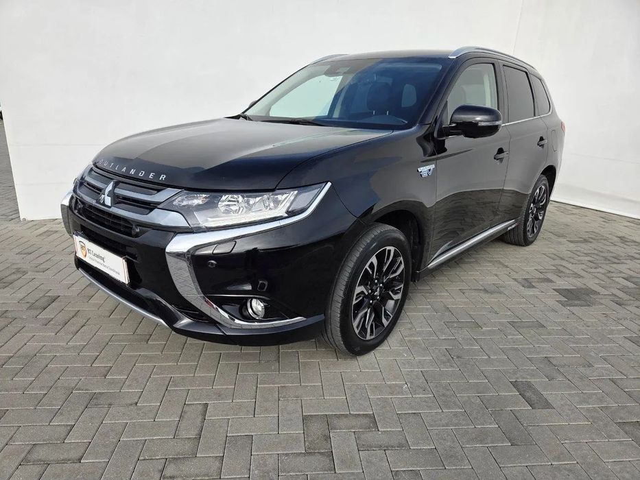 Mitsubishi Outlander Mitsubishi Outlander 2.0 S-AWC PHEV 121 CP Automat 4x4