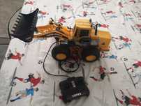 buldoexcavator cu telecomanda