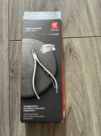 Clește pentru cuticule Classic Inox zwilling