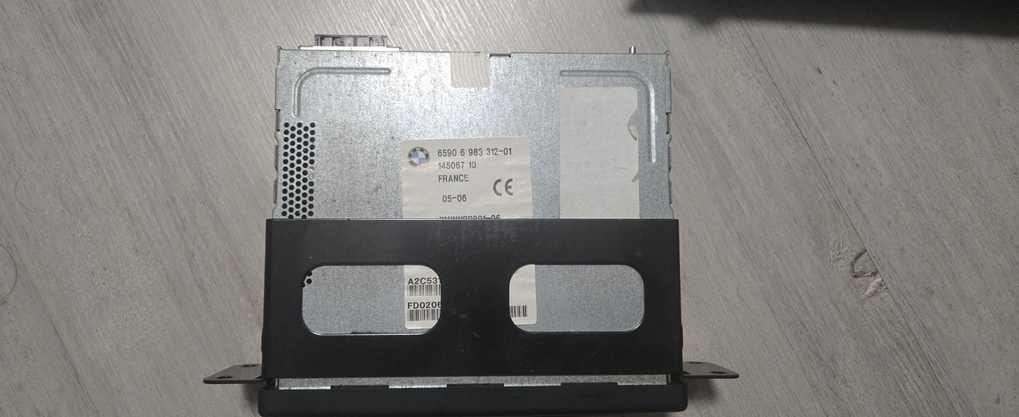 Оригинална мултимедия + чейнджър за 6 дис + GPS DVD за BMW X5 2006 E53