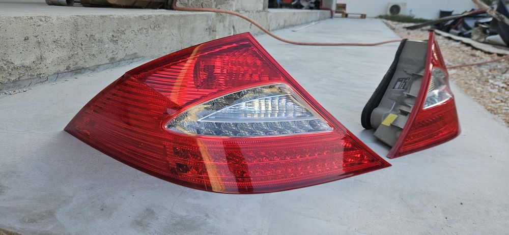 Оригинални фейсови стопове за Мерцедес CLS W219 след 2008.
