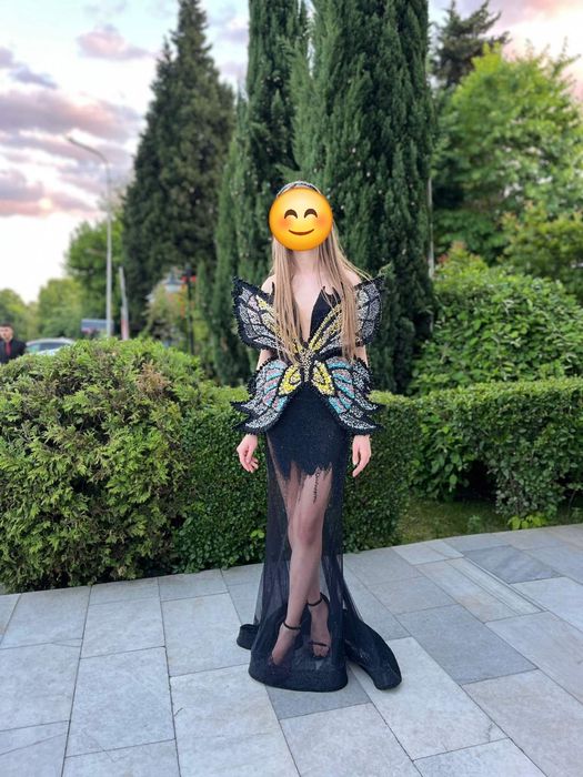 Дизайнерска официална рокля