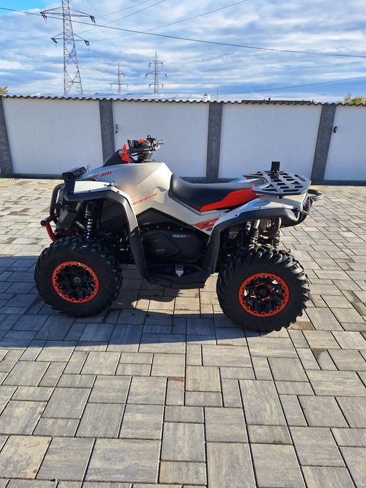 Can am renegade 1000r