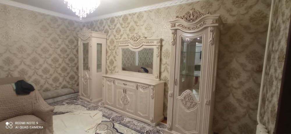 Mebel sotiladi kamplekt