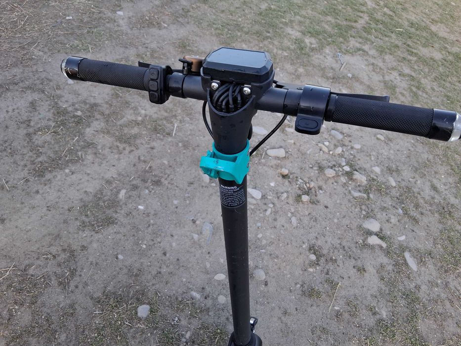 Scuter electric fara incarcator