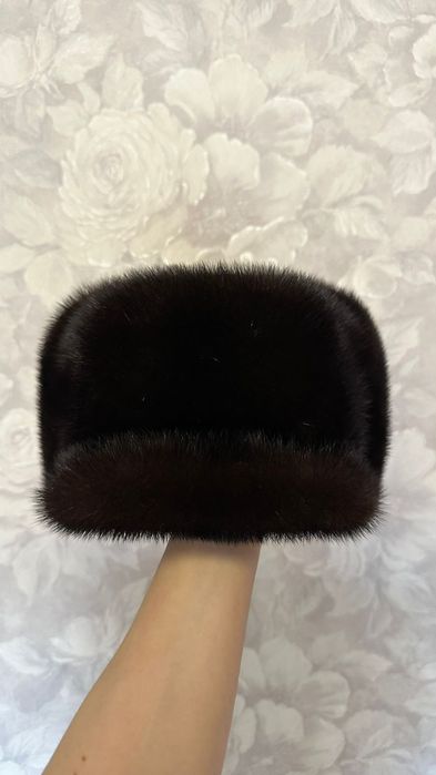 Продам новую норковую шапку