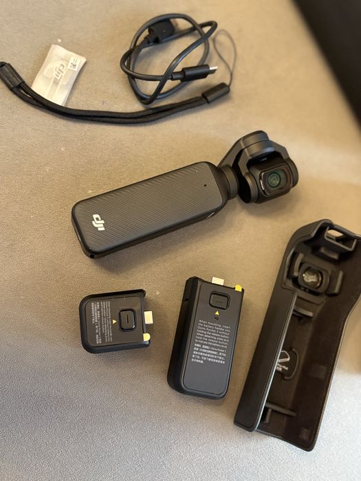 Камера DJI Osmo Pocket 3 с допълнителни лещи