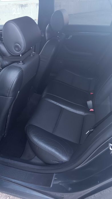 Продавам Audi a4 авант