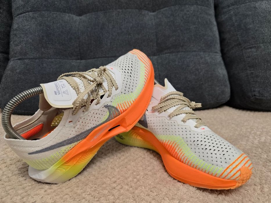 Nike vaporfly nr 37 38 39 preț 350 lei