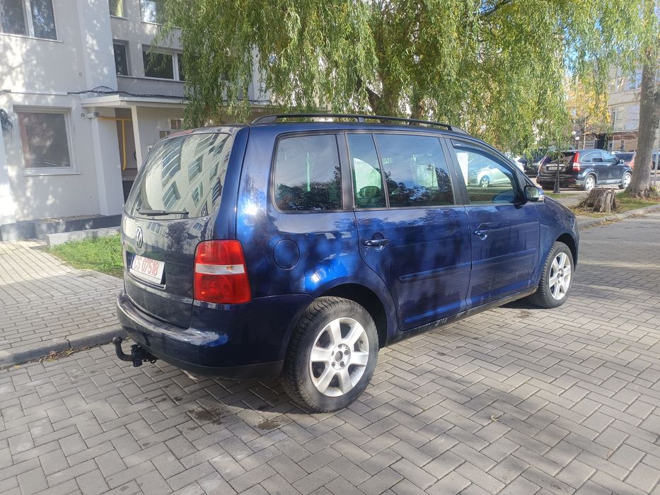 Volkswagen Touran