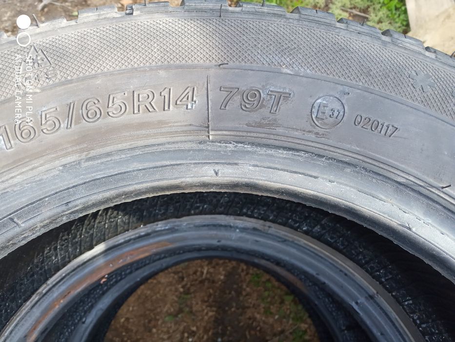 Продавам 14 цола гуми LASSA