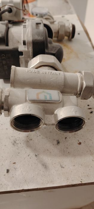 Distribuitor încălzire pardoseala