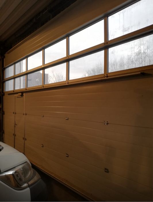 USA SECTIONALA INDUSTRIALA poarta garaj hala H 370 x L 605 GARANTIe