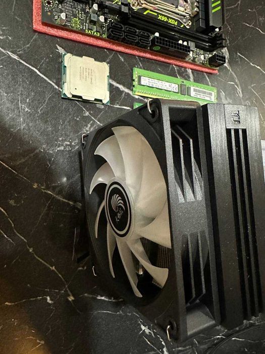 32 поточные  Комплекты X99XD4 + Xeon e5 2682v4 + 16gb DDR4+ Куллер