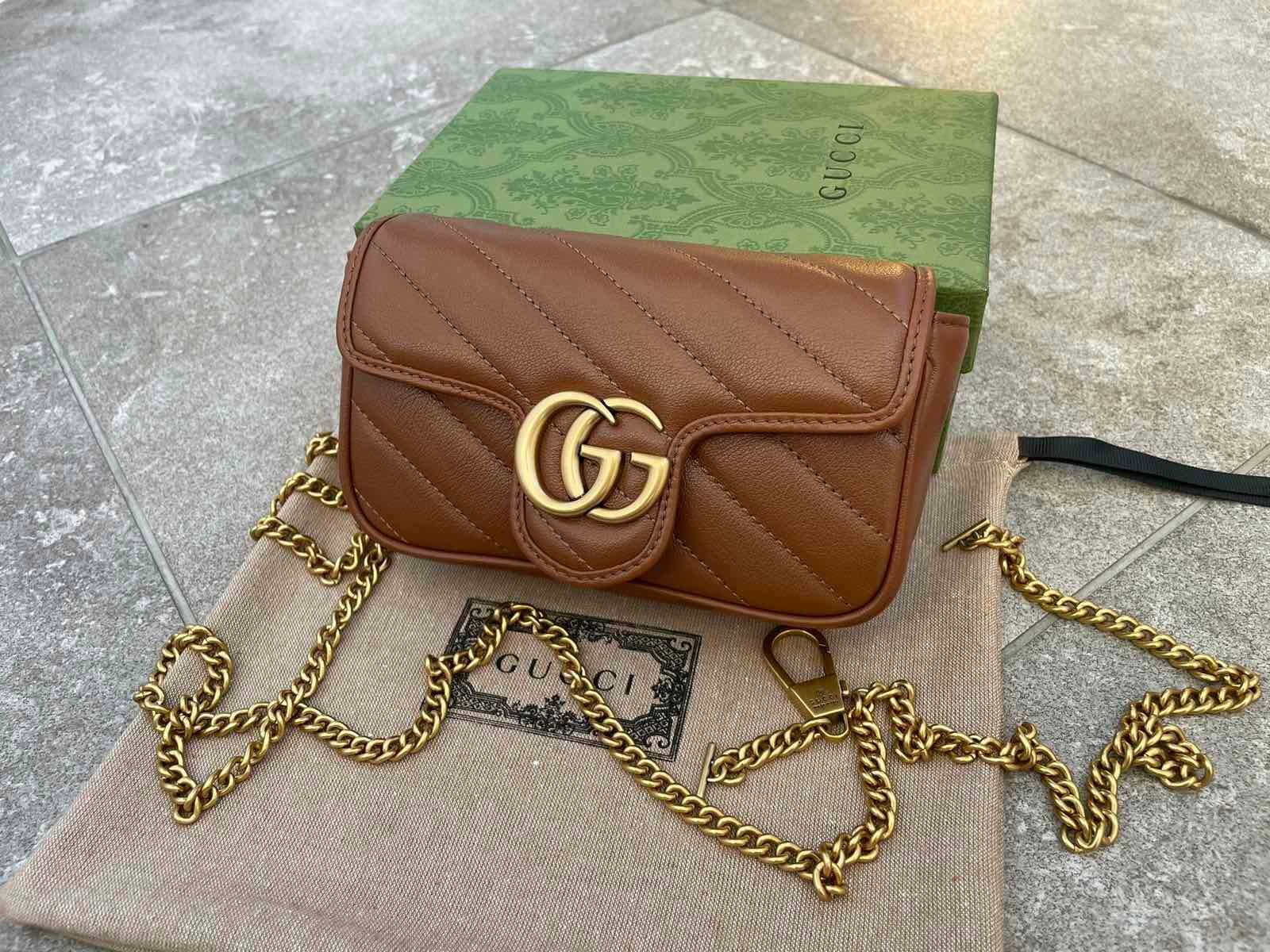 Gucci Чанта Marmont Супер мини Гучи Кафява кожa Златно Лого Оригинална