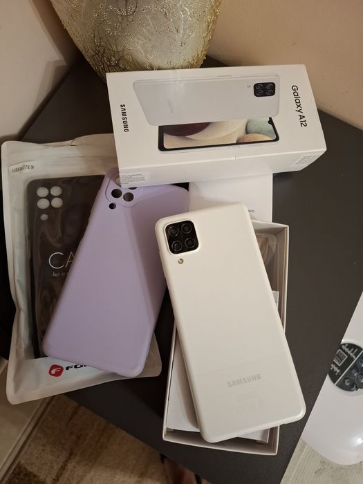 Samsung Galaxy A12 бял + 3 кейса