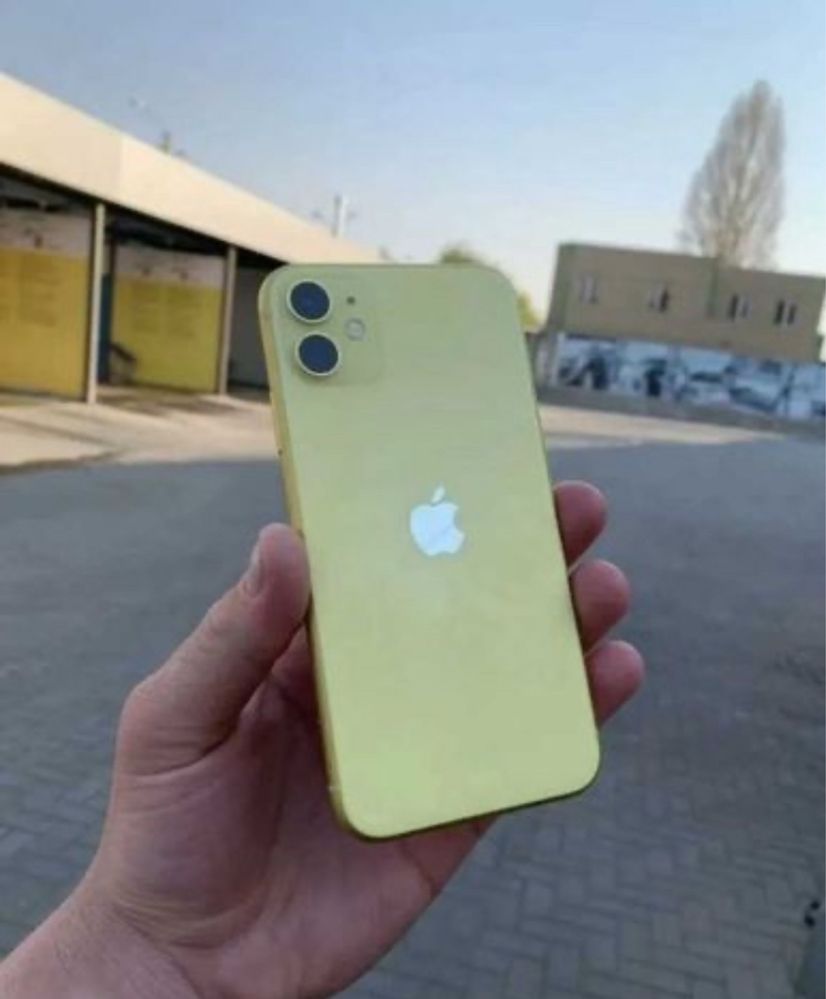 11 Айфон в хорошем состояний