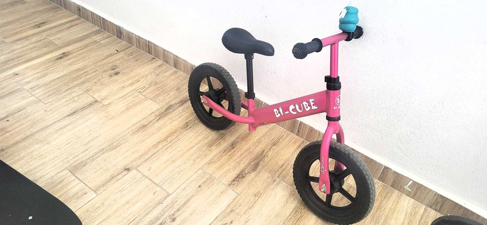 Bicicleta copii fara pedale - Bi-Cube