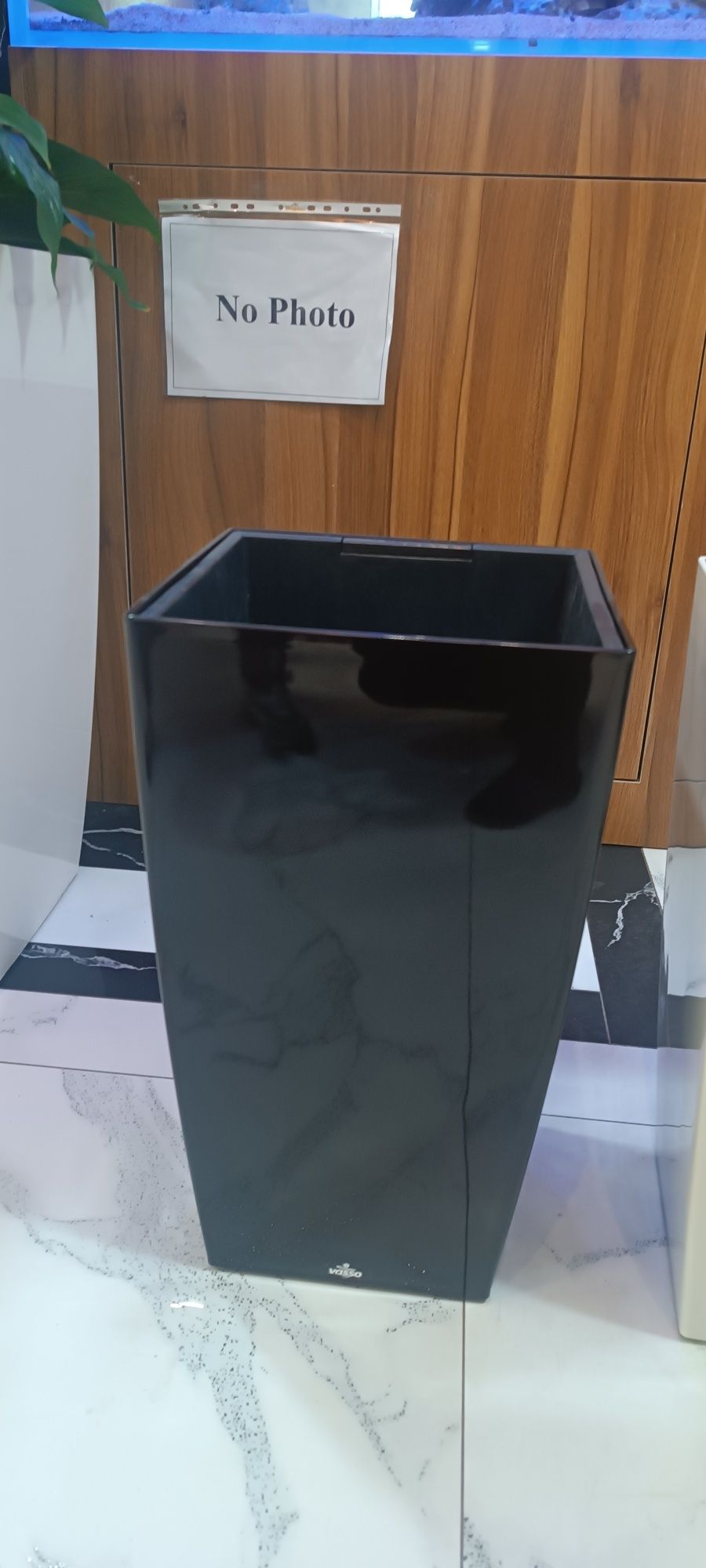 Xonaki gullar uchun ikki qavatliy tuvak