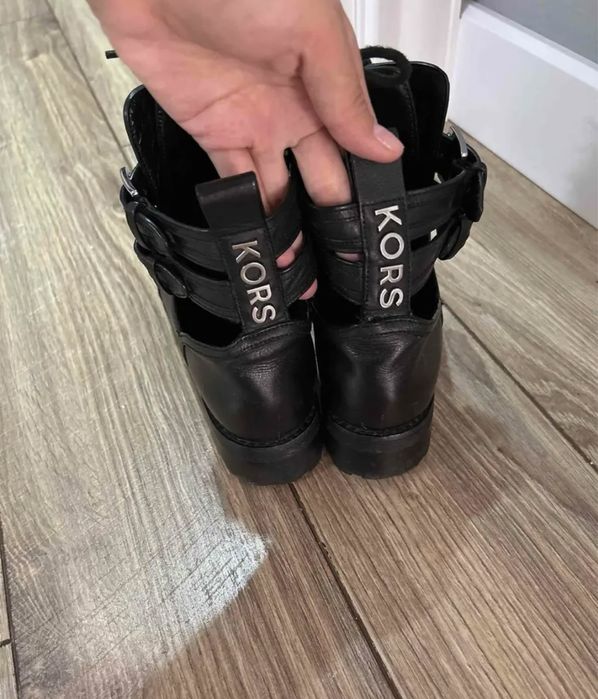 Ботинки от Michael Kors