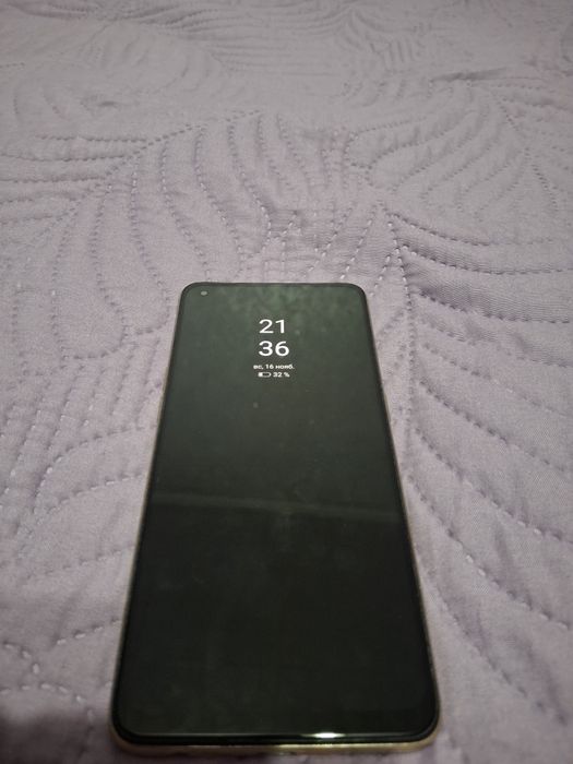 Продам смартфон Oppo reno 8t