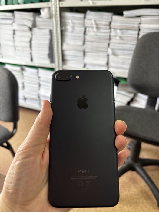 Apple iPhone 7 plus в идеальном состоянии