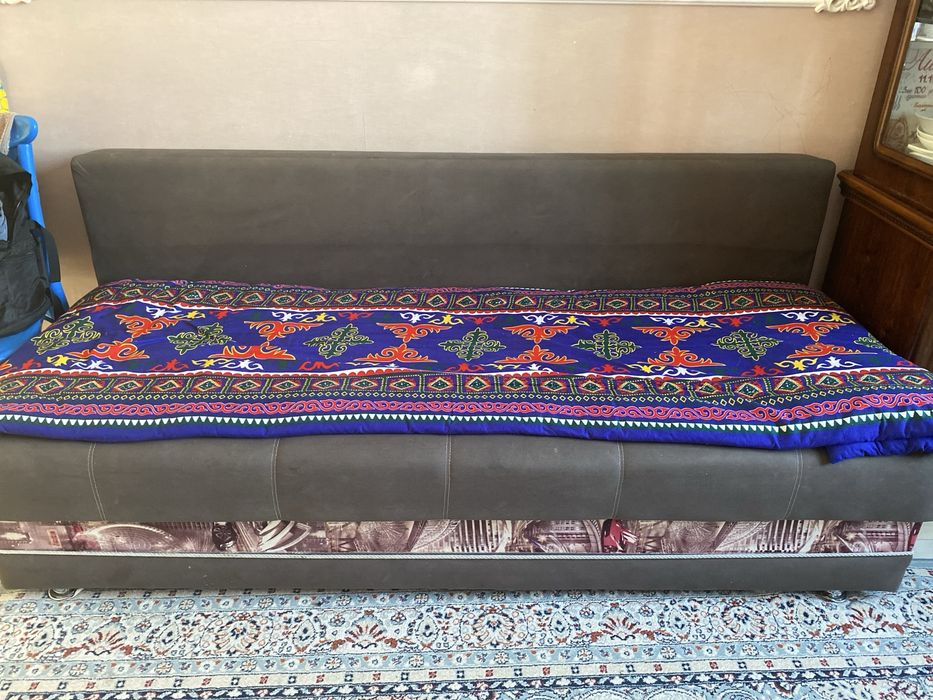 Диван, мягкая мебель