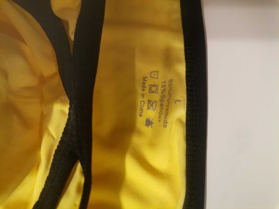 Vand chilot sexy pentru bărbați