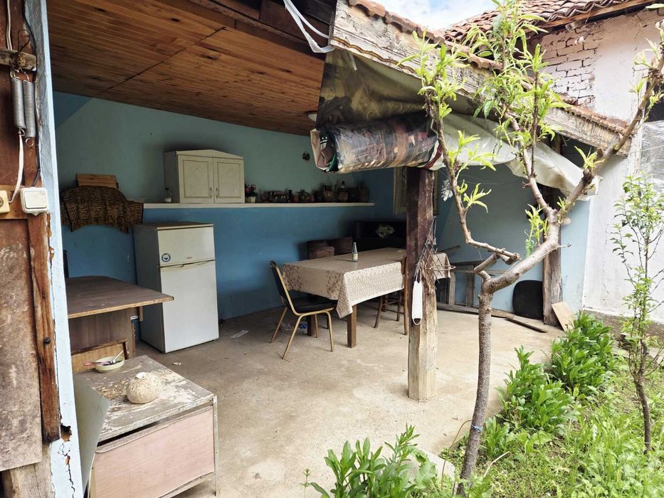 Продава се Къща в с. Катрище, Област Кюстендил - 170 кв.м за 240 €/кв.м - Снимка #9