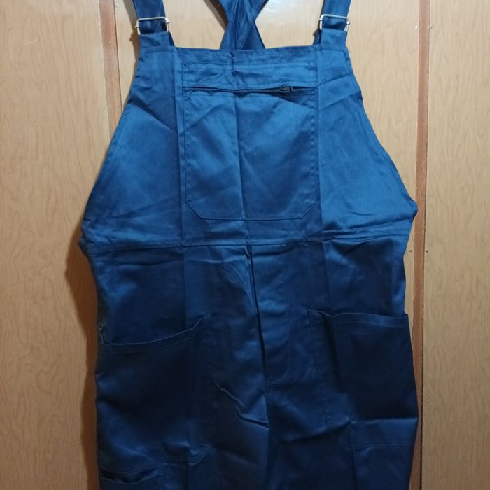 Нови работни гащеризони с презрамки, различни номера