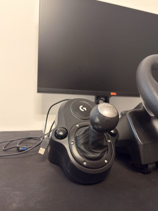 Schimbator Logitech g29