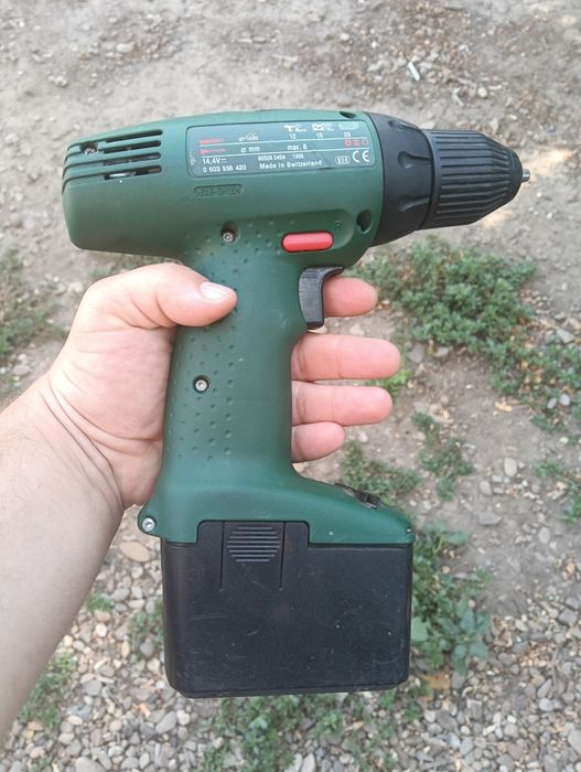 Vând bormașină de la Bosch