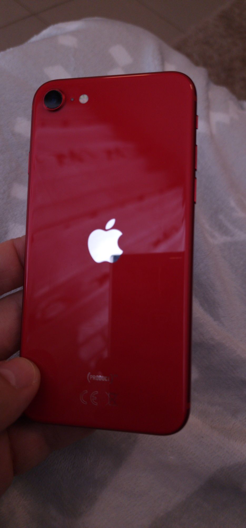 iPhone se2 product red 64GB MHGR3B/A