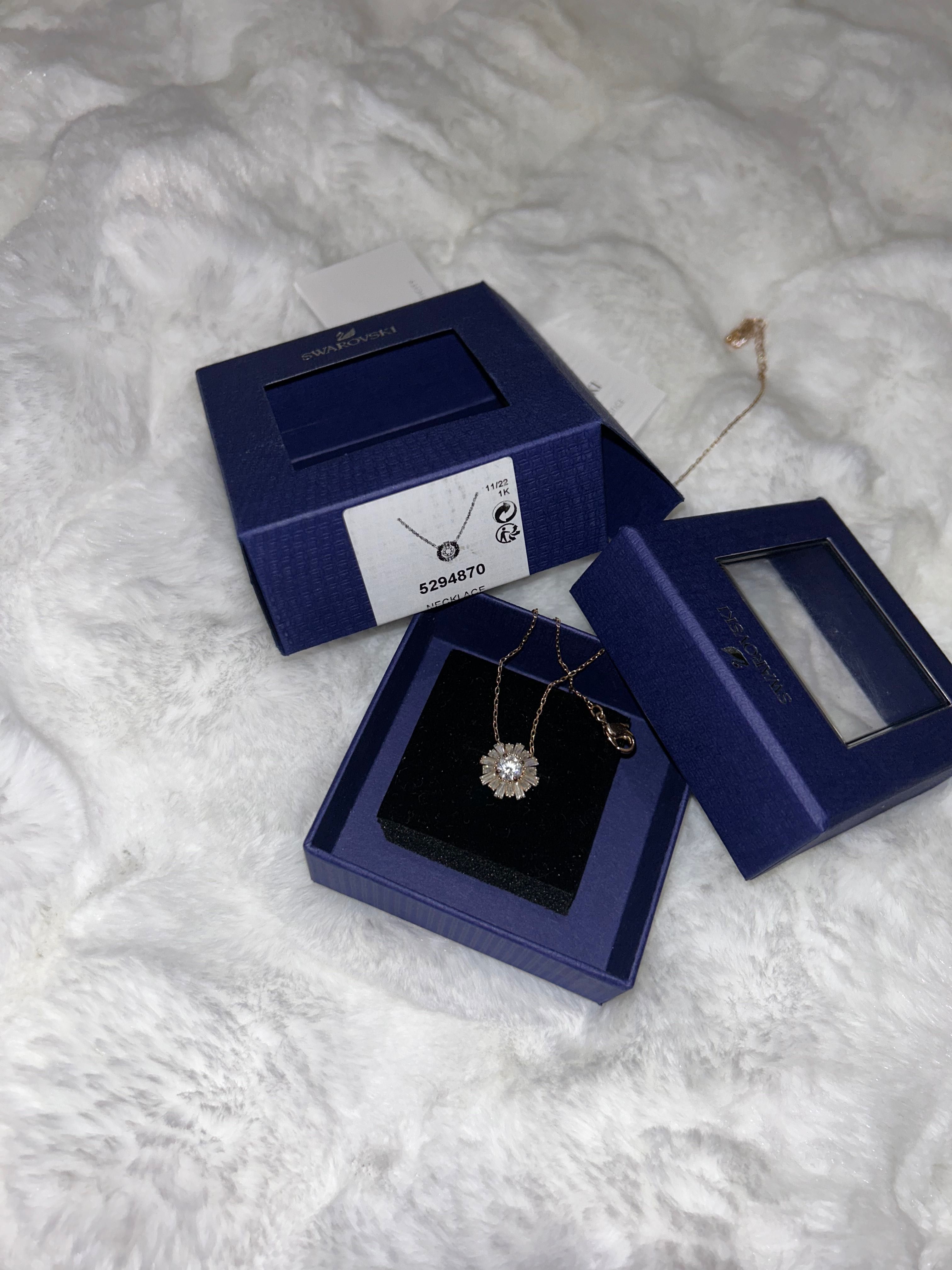 Колие Swarovski с кутия