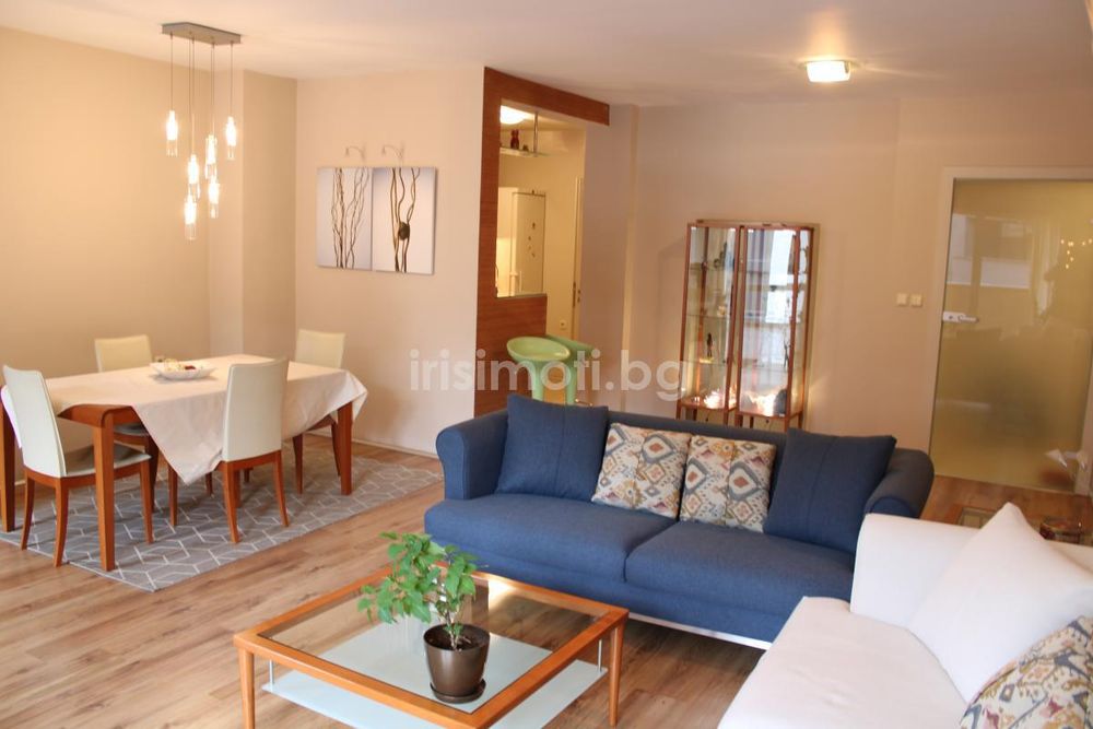 Продава тристаен, €350000, 140кв.м. в Манастирски ливади - Запад