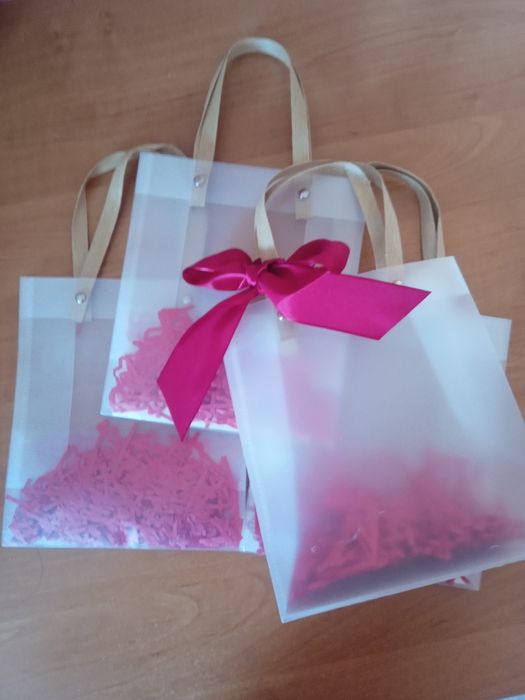 Подарочные пакеты