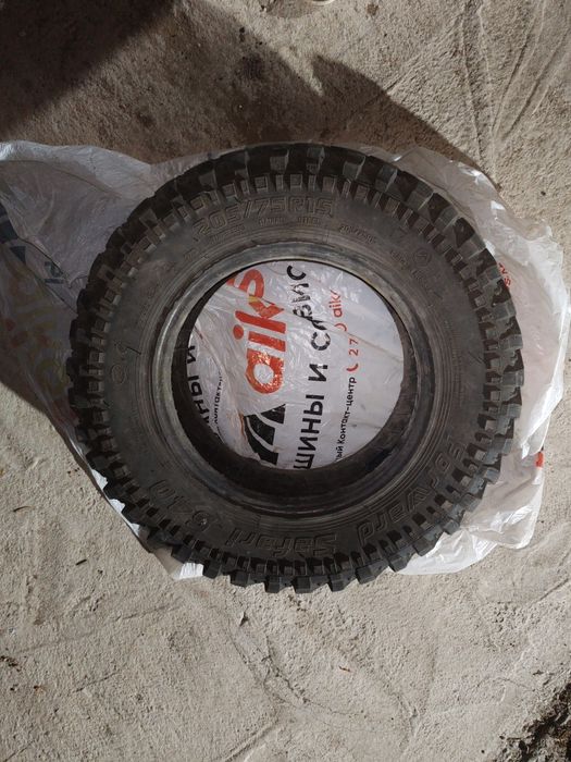 Продам резину, состояние новое, Forward Safari 540 205/75/15