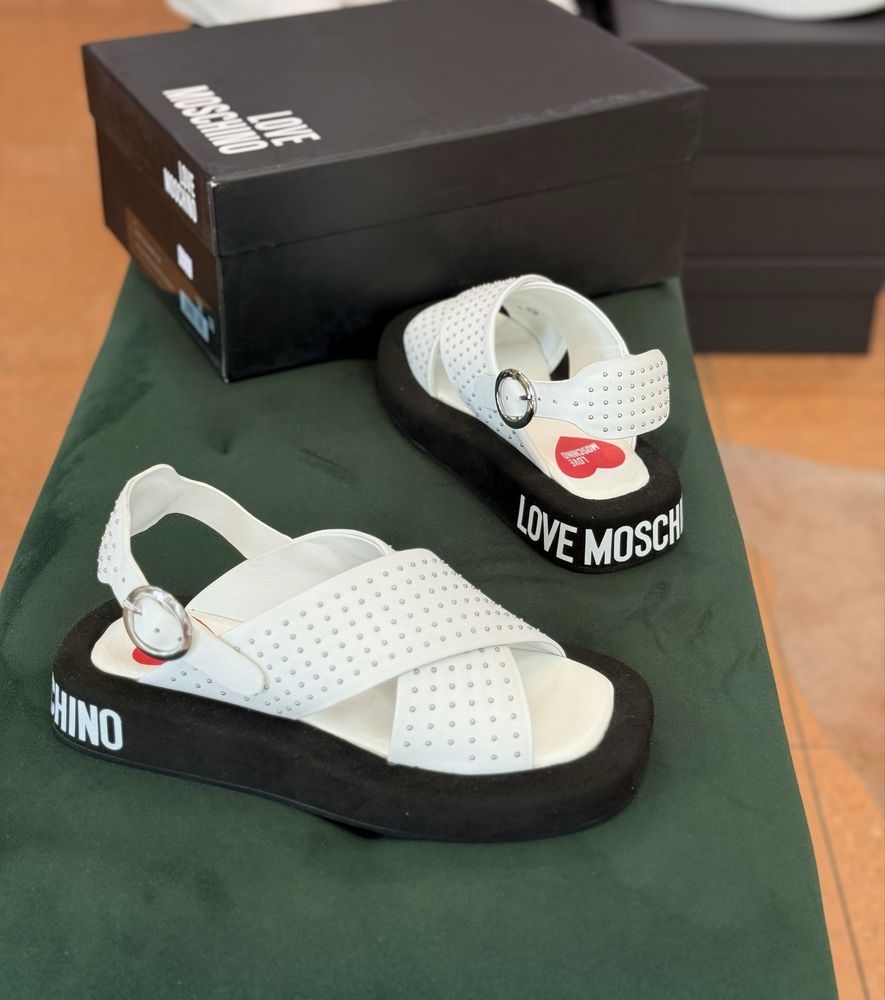 Дамски сандали Love Moschino JA16143