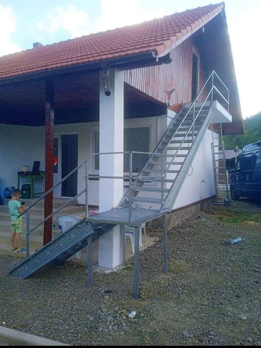 Scara zincata galvanizata la comandă oriunde în tara