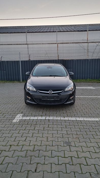 Opel Astra J 2015 Euro 6  (Distributie+ulei+filtre+turbo+cauciucuri-to
