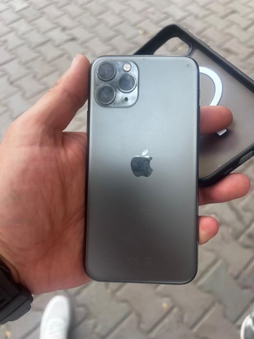 Продам iphone 11 pro 256 gb