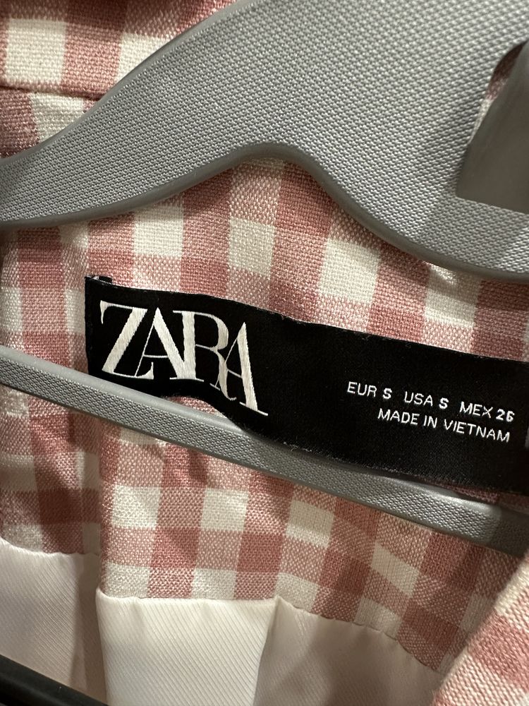 Сако zara запазено