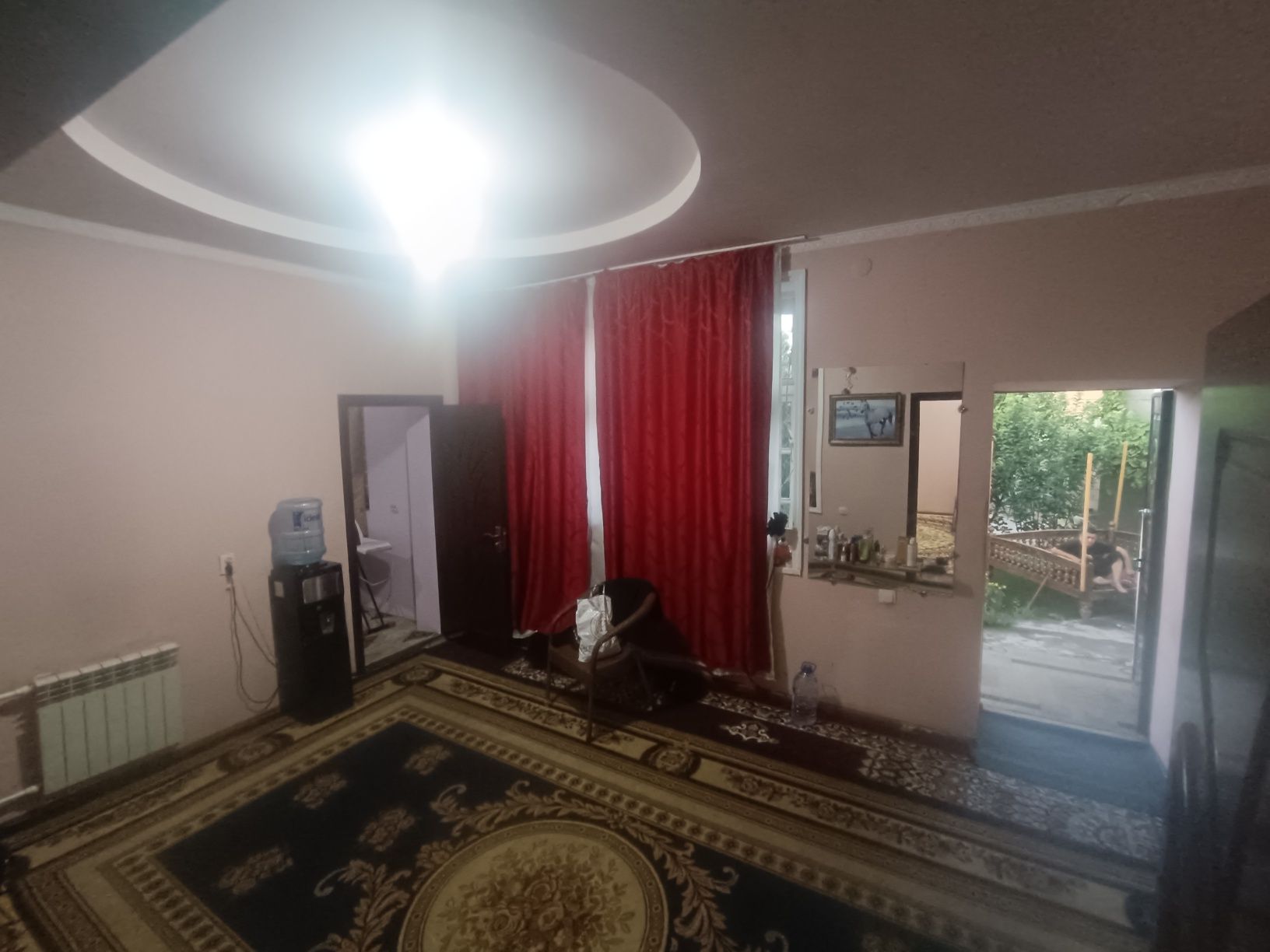 Uchastka sotiladi 4.5 sotx 6 xona