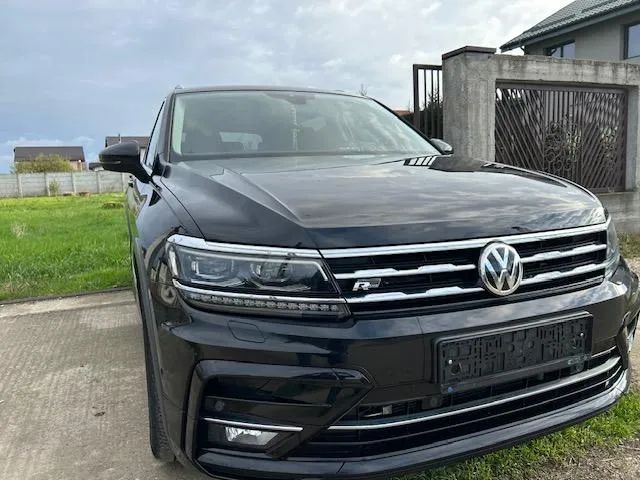 Volkswagen Tiguan Tiguan Allspace R-Line,2019,ARATA EXCELENT 95000 KM