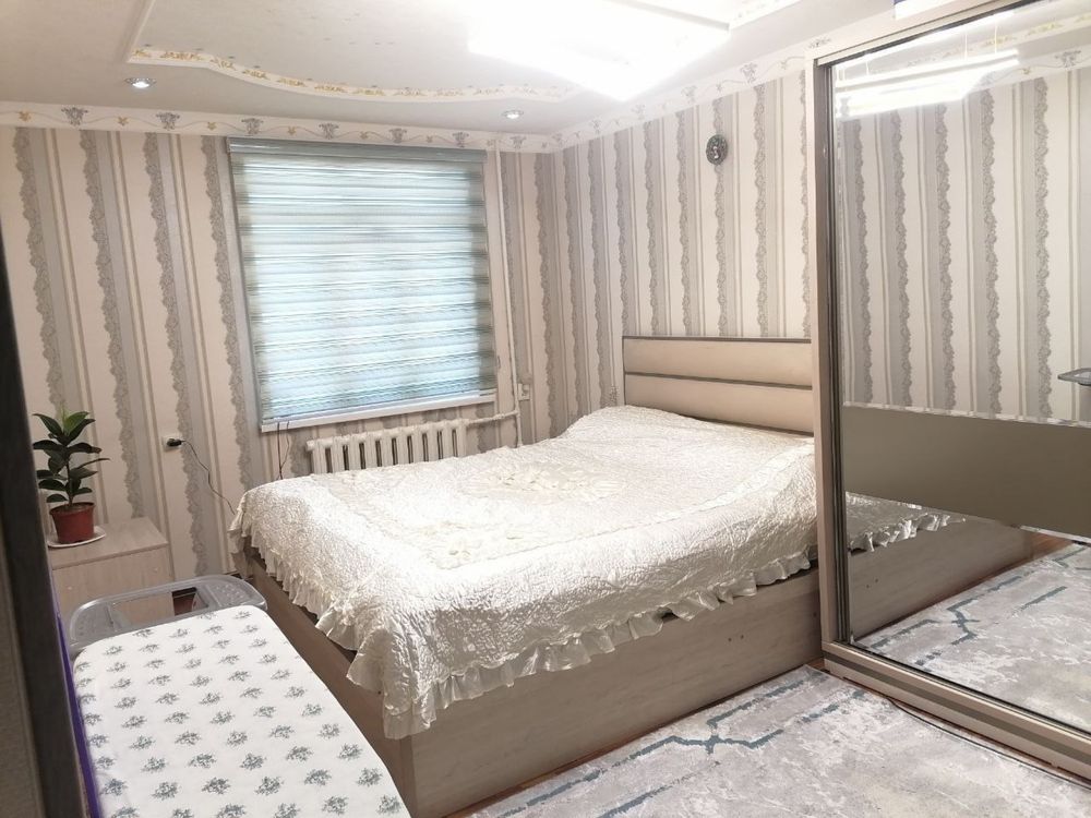 Uy Mirzo ulug’bek metroga yaqin yonida bog’cha maktab bor