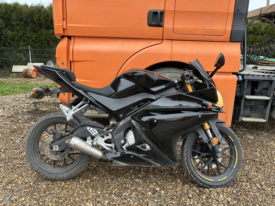 Yamaha yzf R125 +