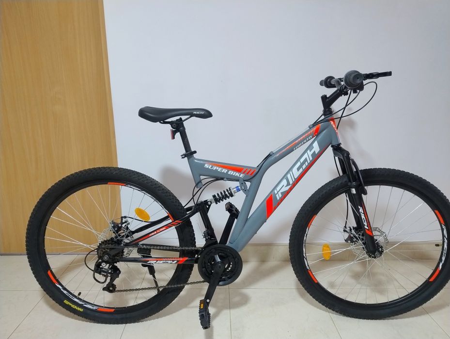 Bicicleta full suspension, frâne disc