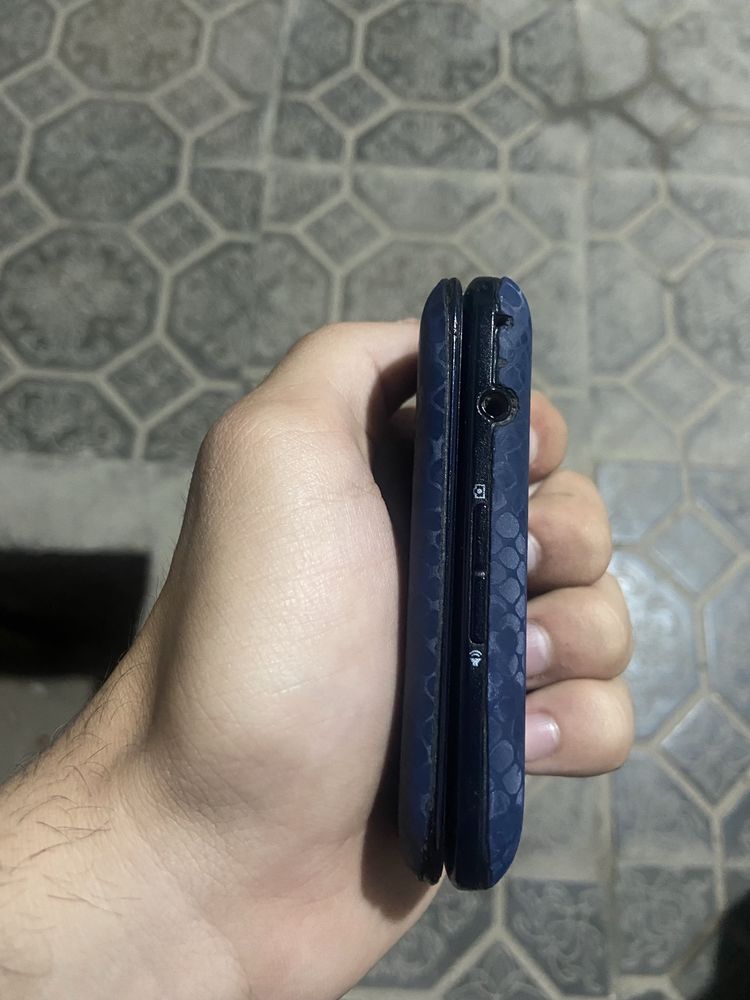 Samsung verizon gusto 3 , густо 3