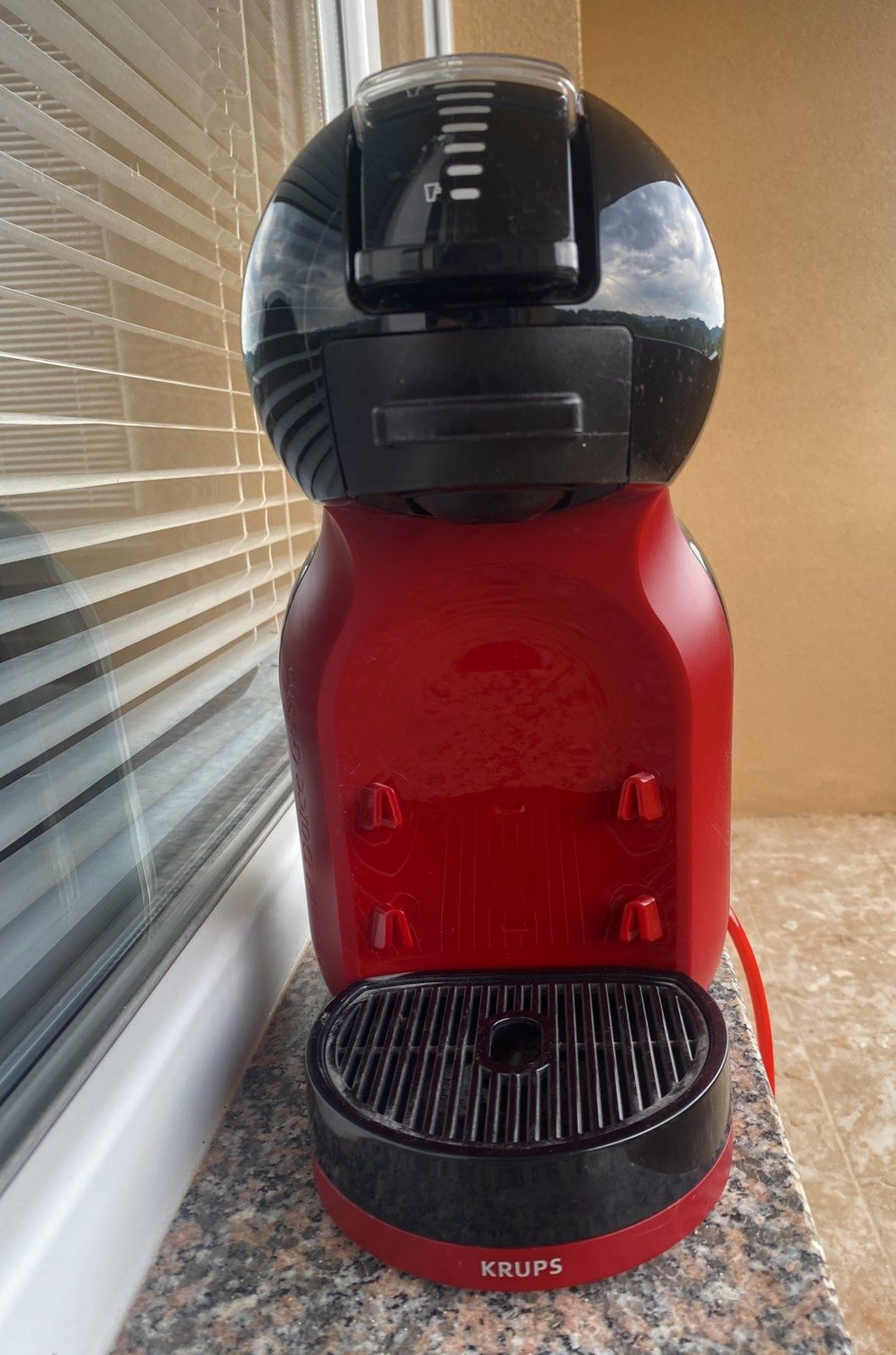 Кафе машина Krups Dolce Gusto