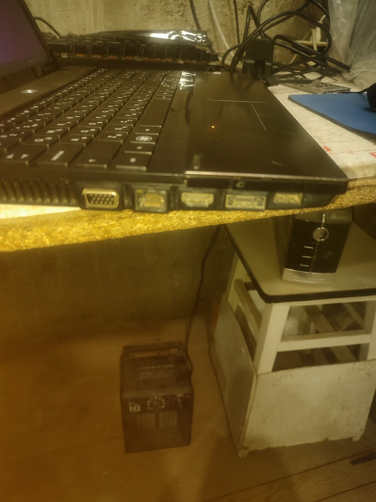 HP probook 4520s. Core i3 380, DDR 3 8 gb